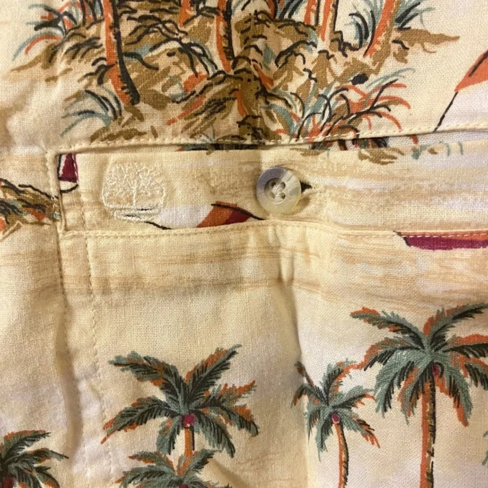 Timberland Logo Men Performance Hawaiian Button Down Short Sleeves Collar Shirt - Picture 4 of 11